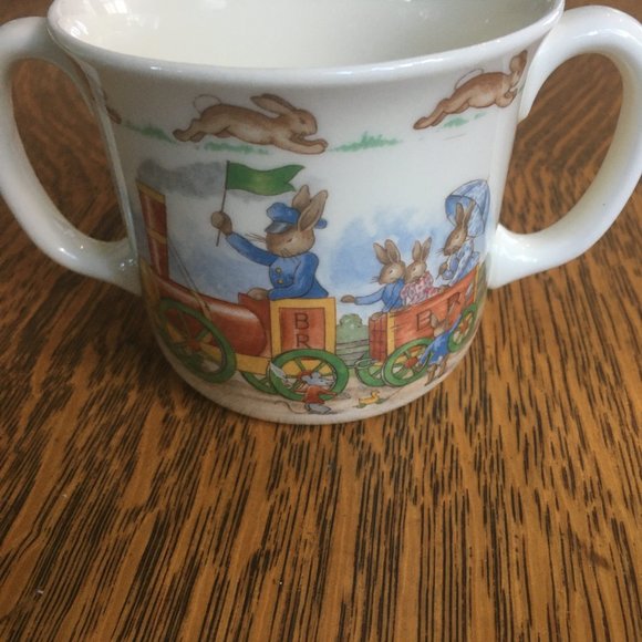 Royal Doulton 1984 Vintage Bunnykins Mug - Picture 1 of 4